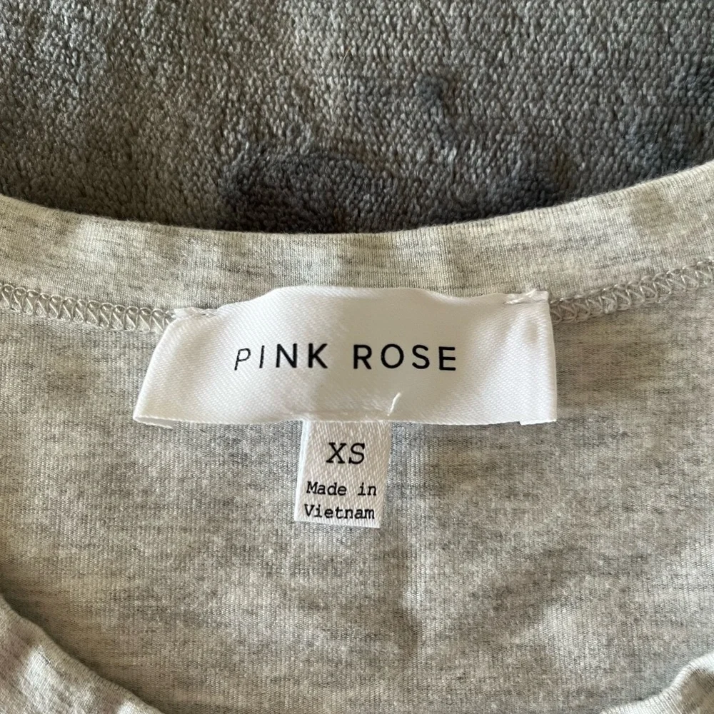 Light grey tee shirt, thick material, extra small, never worn - Picture 3 of 4